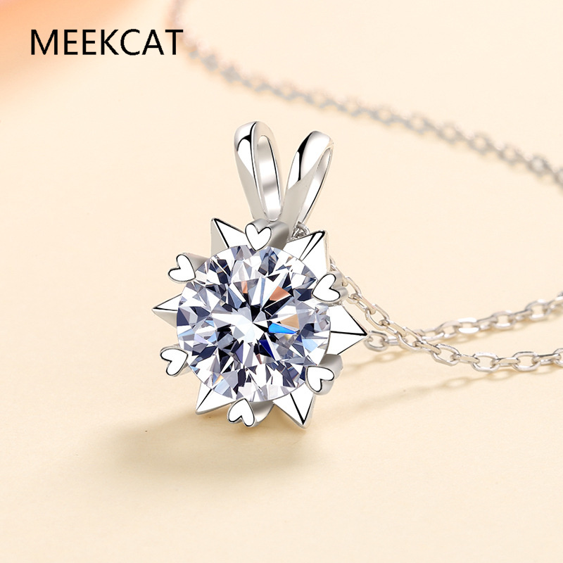 Collana Halo in Moissanite per - Crystal Choker Necklace recensione e prezzo
