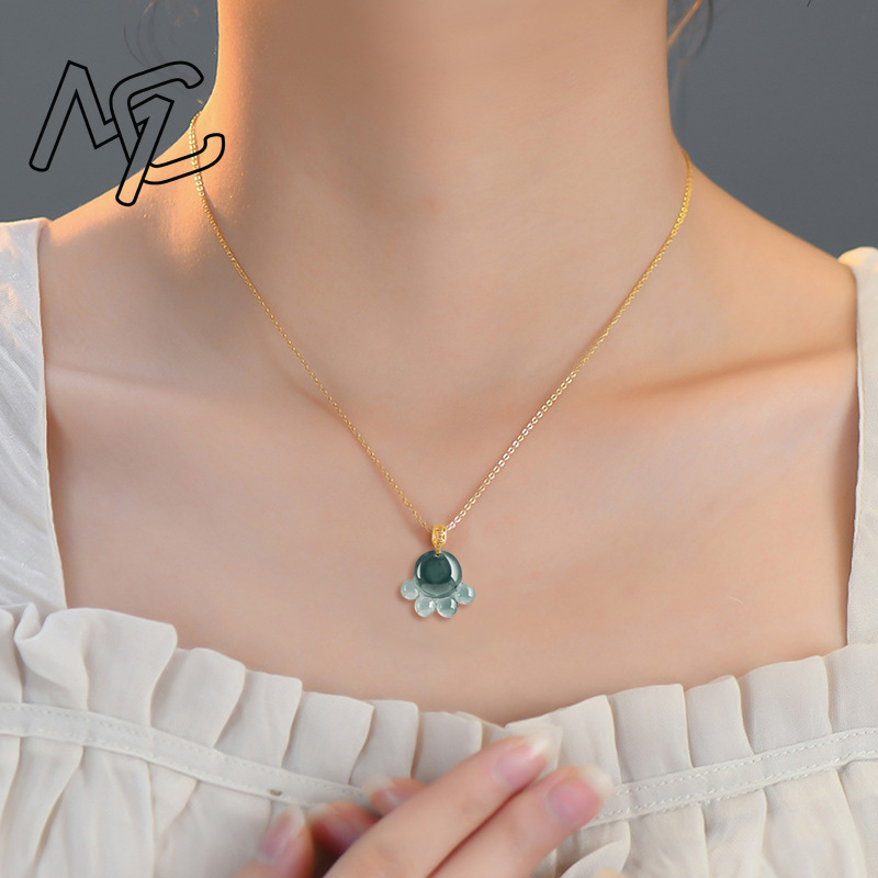 Collana con Pendente a Zampa d - Jewelry & Watches Bench recensione e prezzo