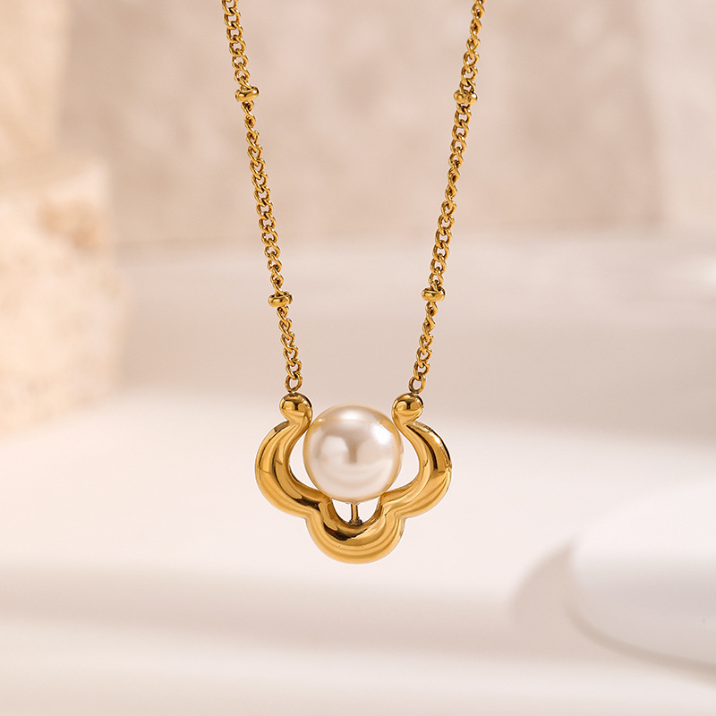 Collana con ciondolo a forma d - Crystal Choker Necklace recensione e prezzo