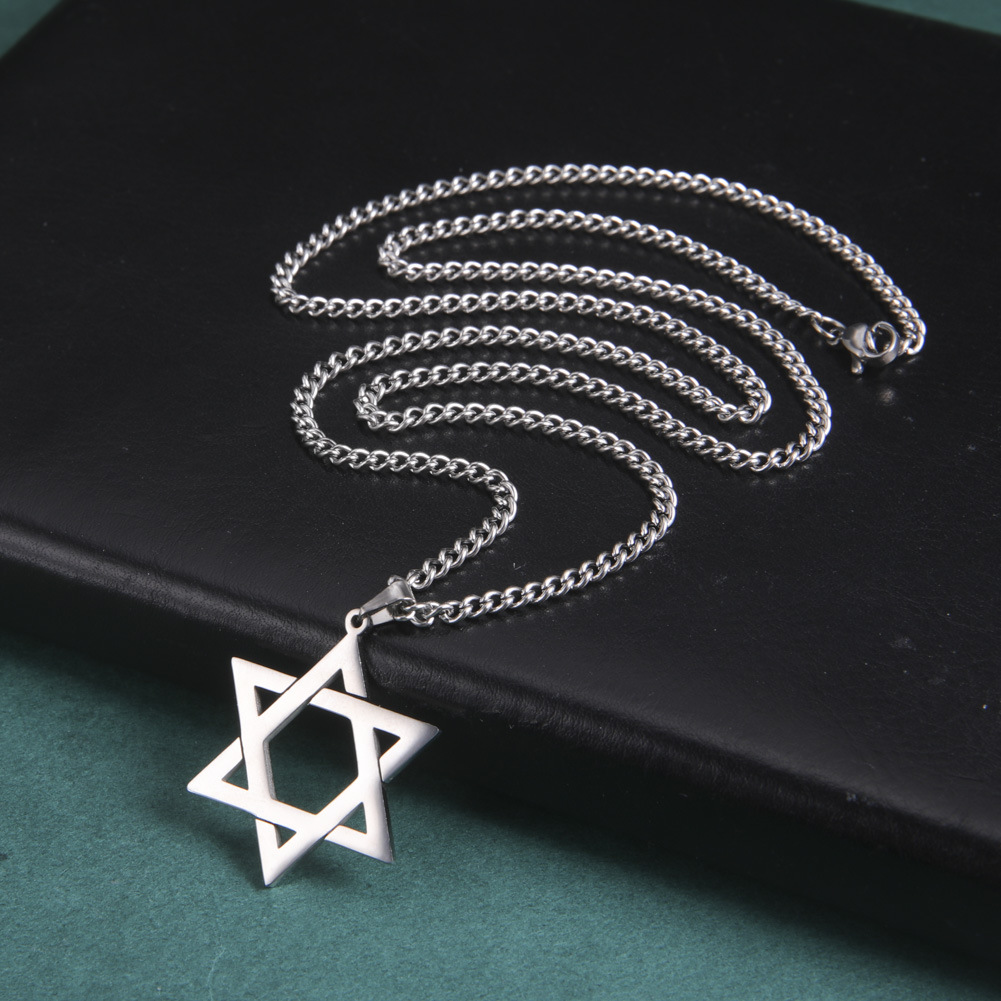 Collana con Pendente Stella di - Jewelry & Watches Store recensione e prezzo