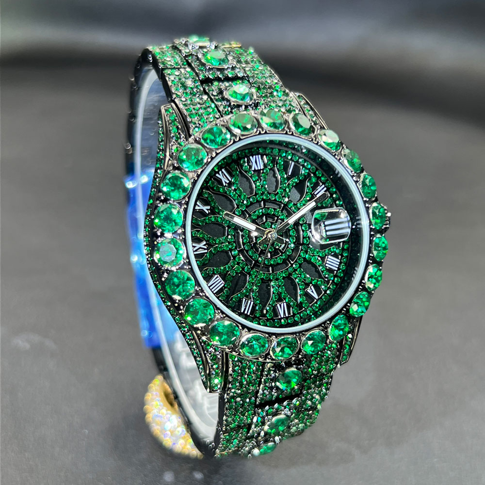 Orologio con diamanti verdi pe - Jewelry And Watches Luxury Brand recensione e prezzo