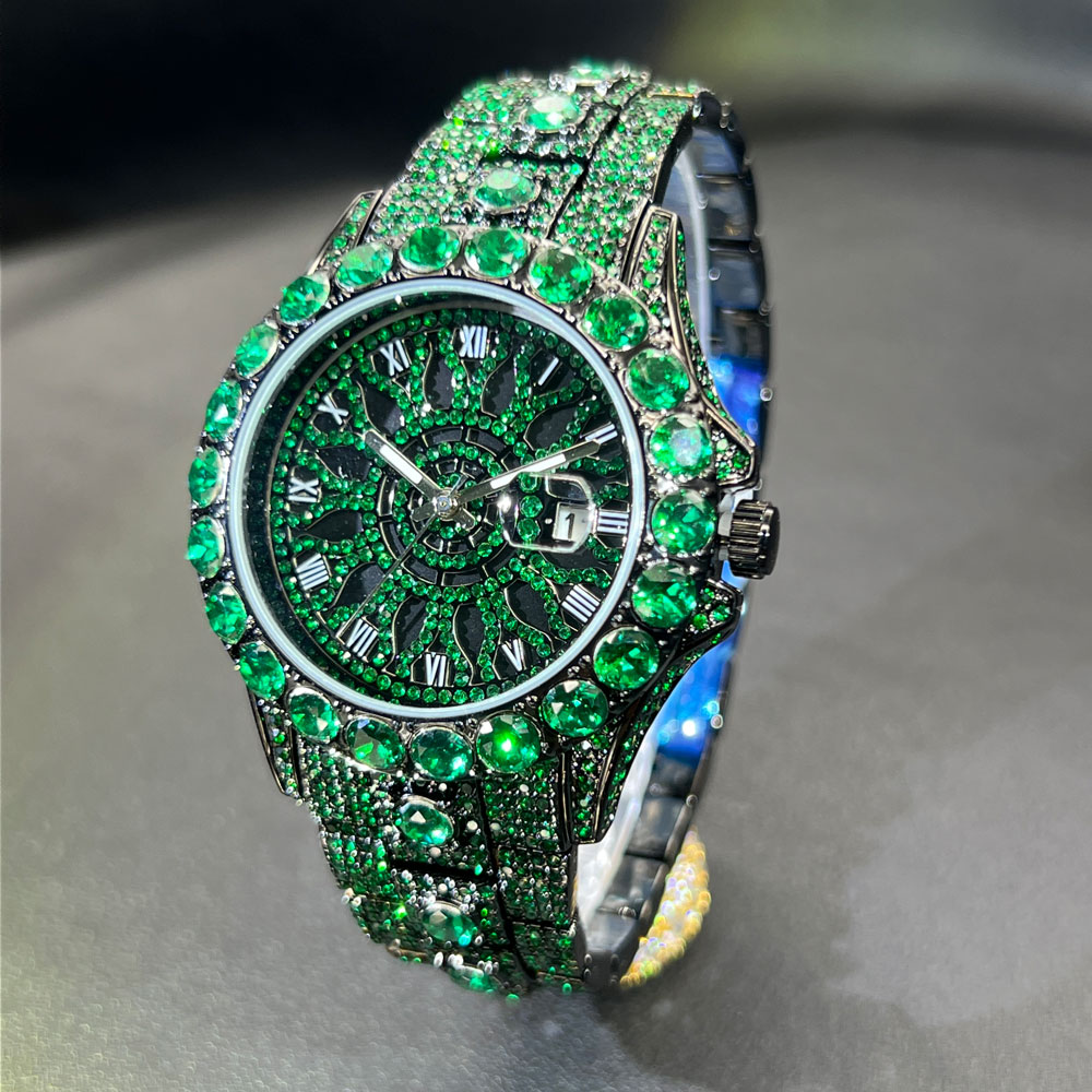 Orologio con diamanti verdi pe - Jewelry And Watches Luxury Brand recensione e prezzo