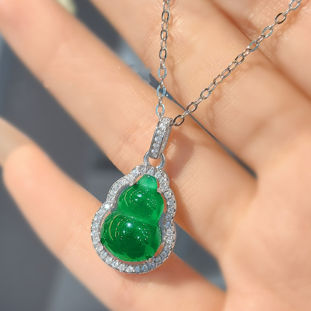 Collane con ciondolo zucca con - Crystal Choker Necklace recensione e prezzo