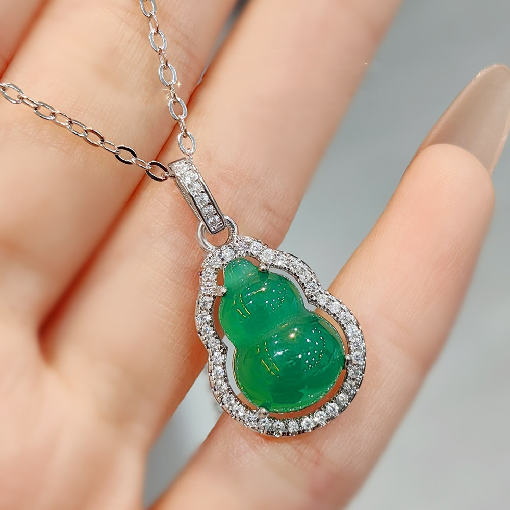 Collane con ciondolo zucca con - Crystal Choker Necklace recensione e prezzo